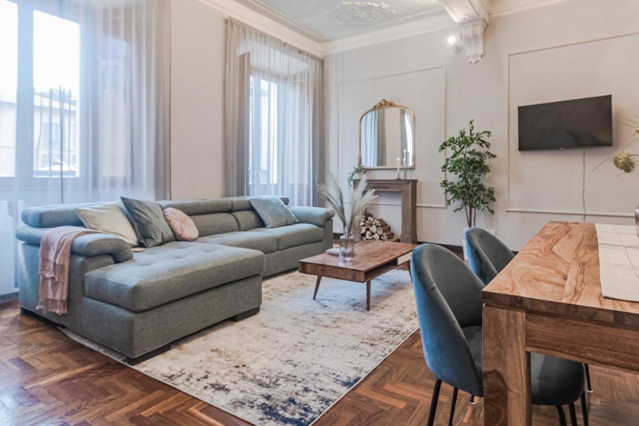 Апартаменти 5 Min Historic Center Luxury White Lotus Mansion Комо Екстер'єр фото